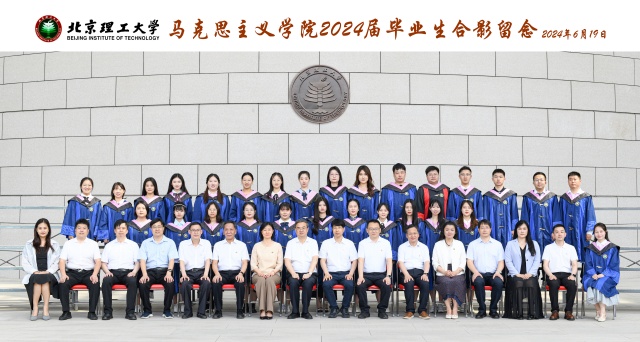 1312bet手机端app官网_副本.jpg